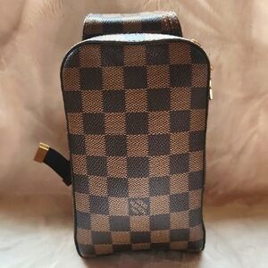 Louis Vuitton Damier Ebene Geronimos Crossbody Sling Bag (UNISEX)